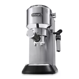   DELONGHI EC685.M Dedica presszókávéfőző 15 bar, 3 sűrő:1 - 2 személyes és E.S.E., tehrmoblock, csészemelegítő