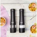 RUSSEL HOBBS 28010-56/RH só- és borsőrlő, állítható őrlés, kézi, kompakt kivitel, Fekete