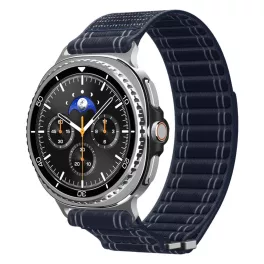  SPIGEN WBF0 ÓRASZIJ Samsung Galaxy Watch 8 / Classic készülékhez (40 / 44 / 46 MM) tengerészkék