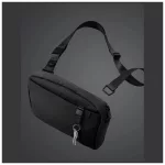 UNIQ Arden Sling 2L táska fekete