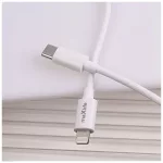 Maxlife MXTC-06-20AC PD QC 20W gyorstöltő 1× USB-C, 1× USB + USB-C–Lightning kábel 20W fehér