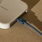 Apple Beats USB-C/USB-C adatkábel 1,5 m tengerészkék
