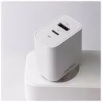 Maxlife MXTC-06-30AC PD QC 30W töltő 1x USB-C, 1x USB-A + USB-C–USB-C kábel 60W fehér