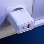 Maxlife MXTC-09-30AC GaN PD QC töltő 1x USB-C 1x USB 30W fehér