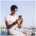 SPIGEN OPTIK PRO GLAS.TR EZ FIT kameravédő 2 db iPhone 16/16 Plus/17 készülékhez fekete
